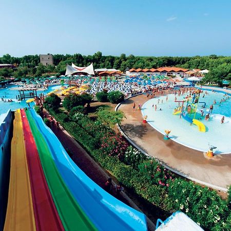 Villaggio Albatros Resort Лезина Екстериор снимка