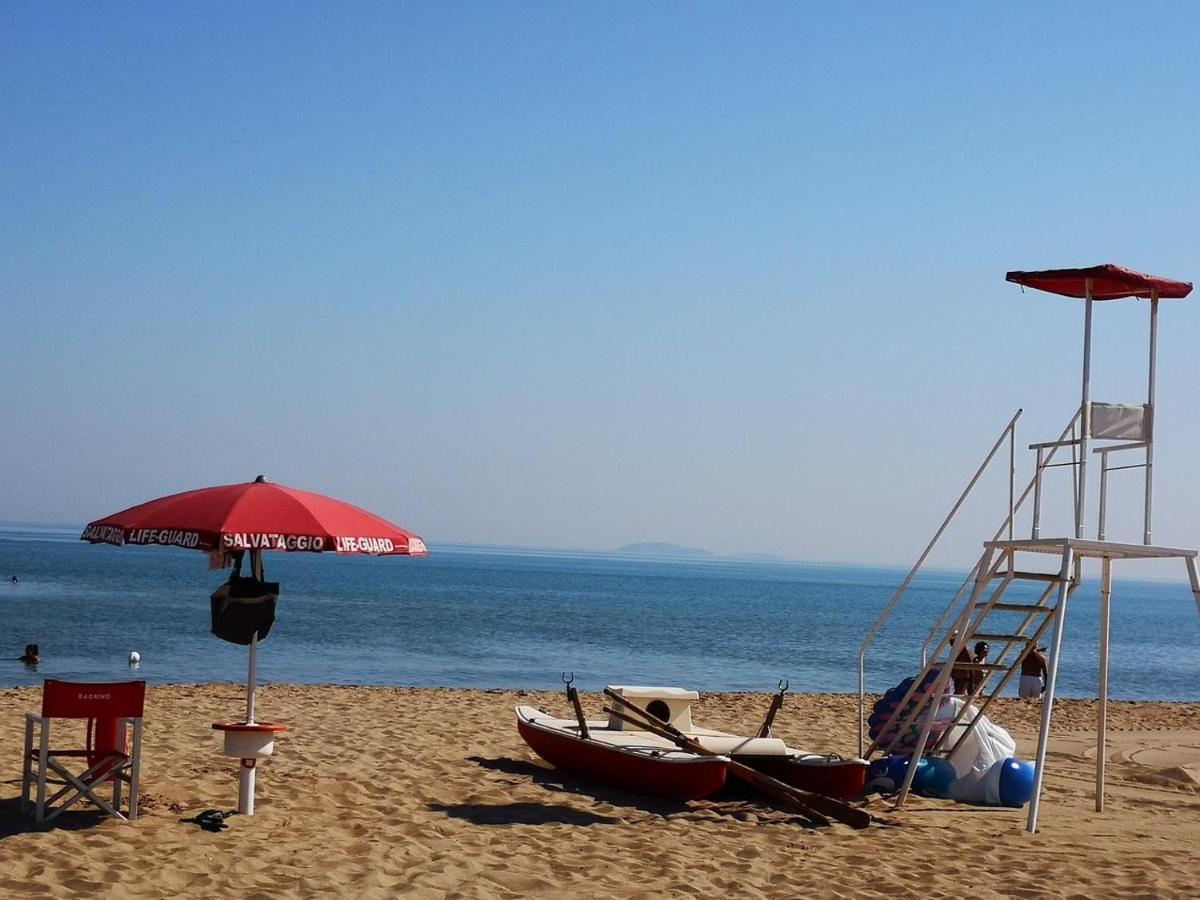 Villaggio Albatros Resort Лезина Екстериор снимка