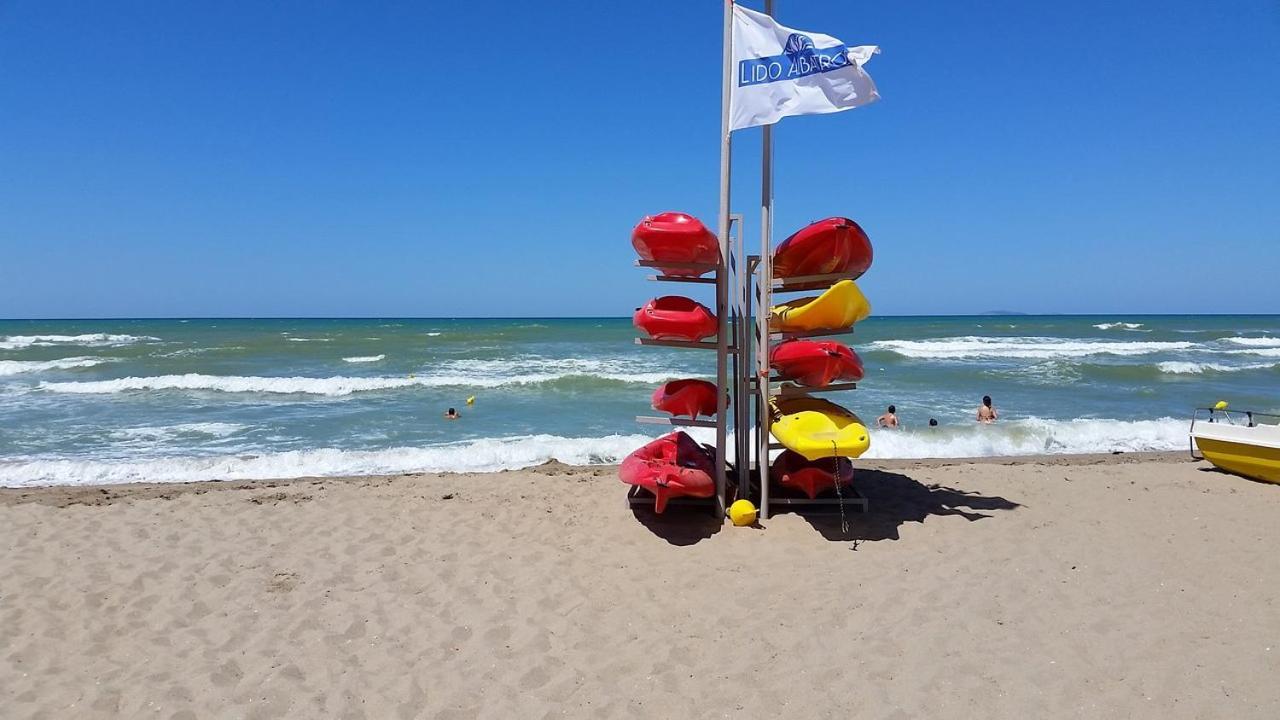 Villaggio Albatros Resort Лезина Екстериор снимка