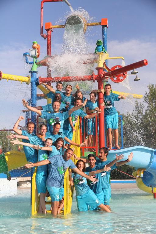 Villaggio Albatros Resort Лезина Екстериор снимка