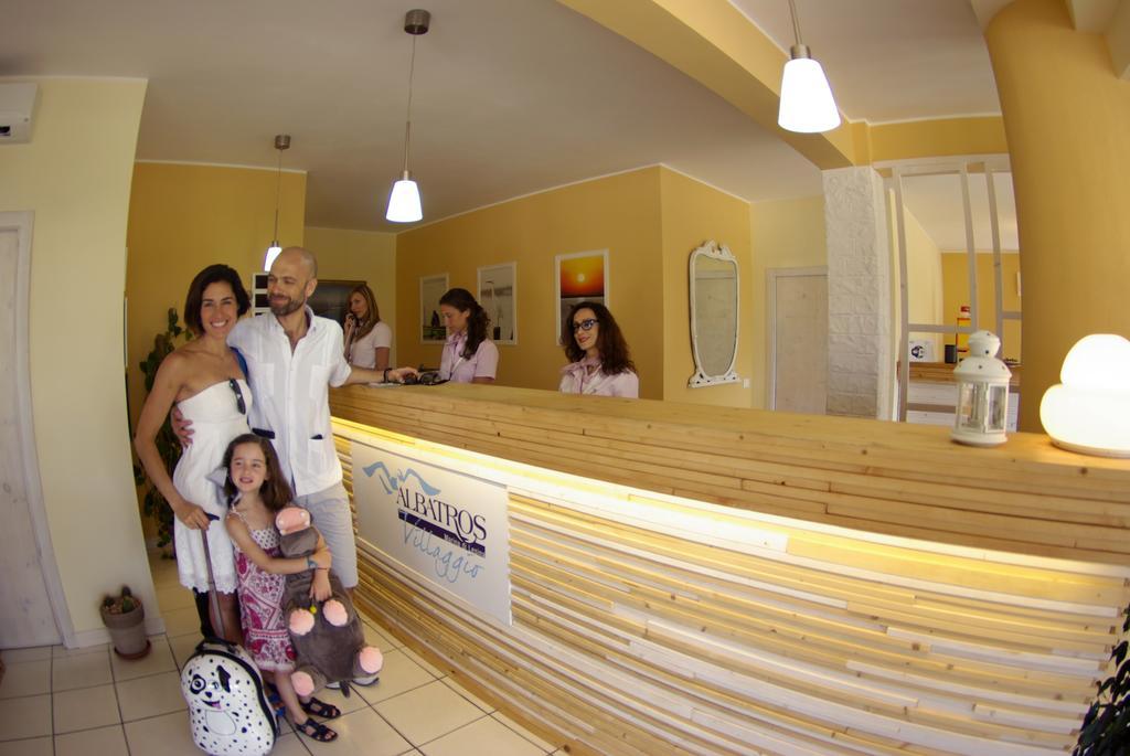 Villaggio Albatros Resort Лезина Екстериор снимка