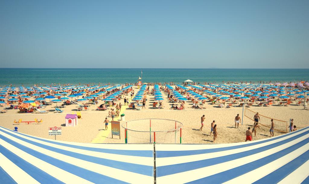 Villaggio Albatros Resort Лезина Екстериор снимка